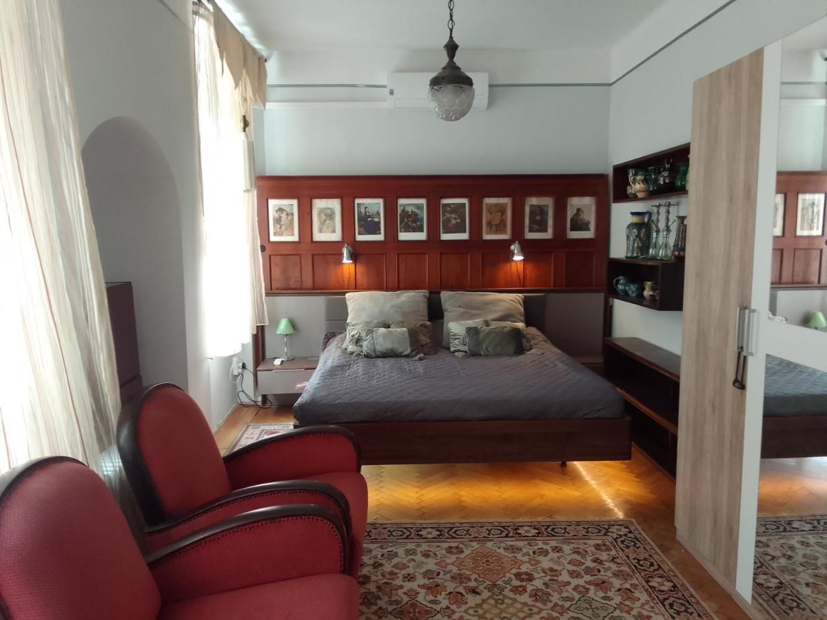 Parkside Large Modern Garden View Apartment Budapest Bagian luar foto