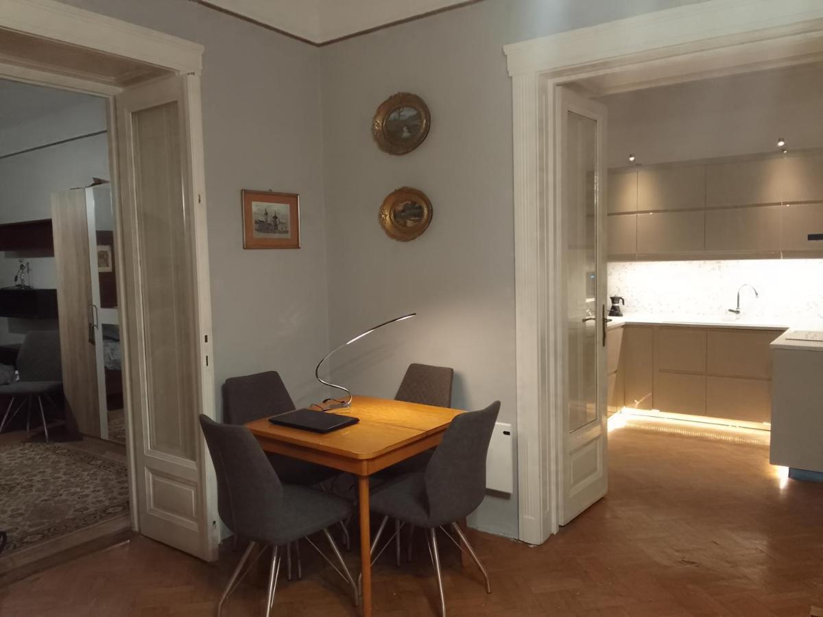 Parkside Large Modern Garden View Apartment Budapest Bagian luar foto