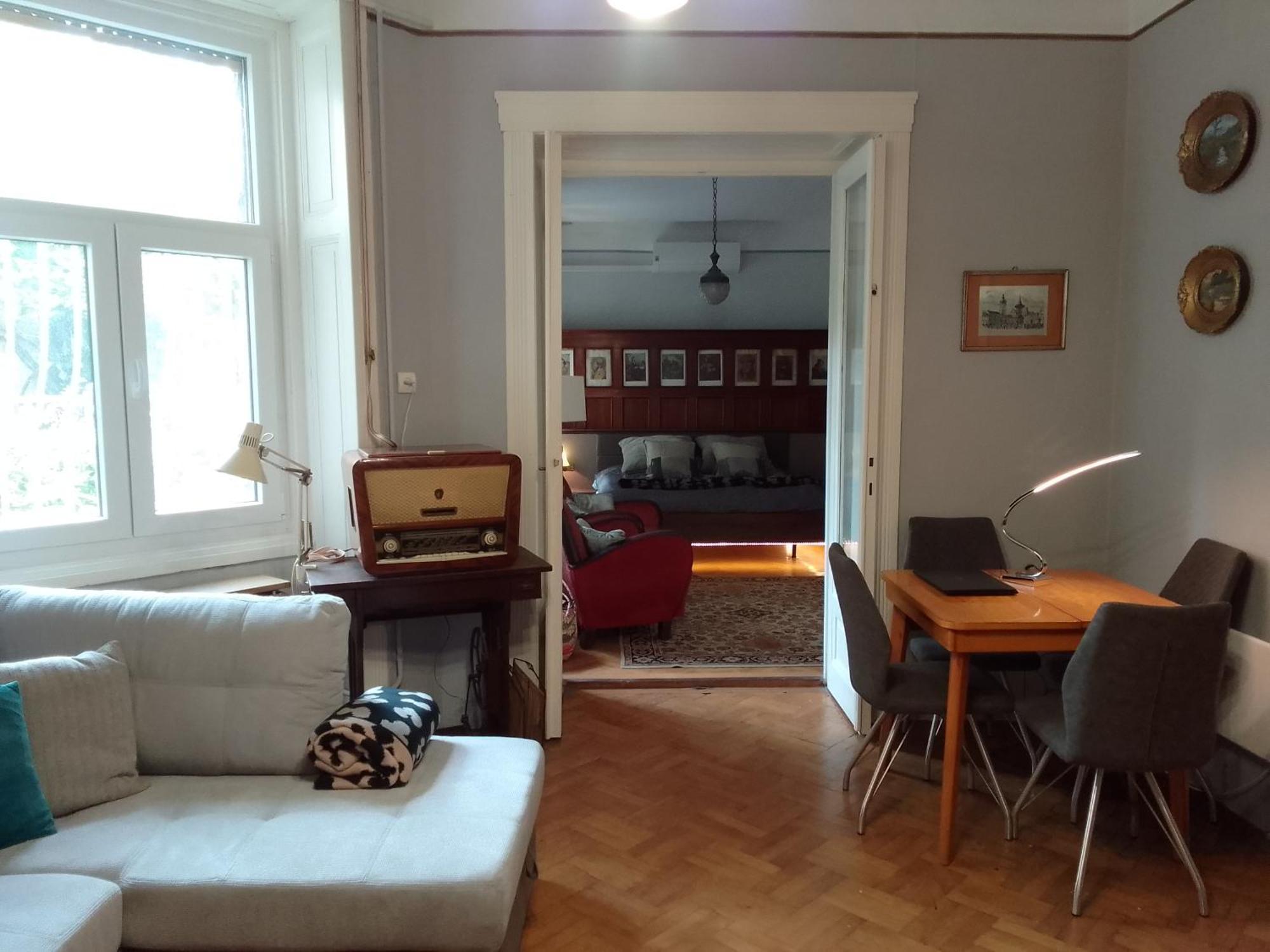 Parkside Large Modern Garden View Apartment Budapest Bagian luar foto