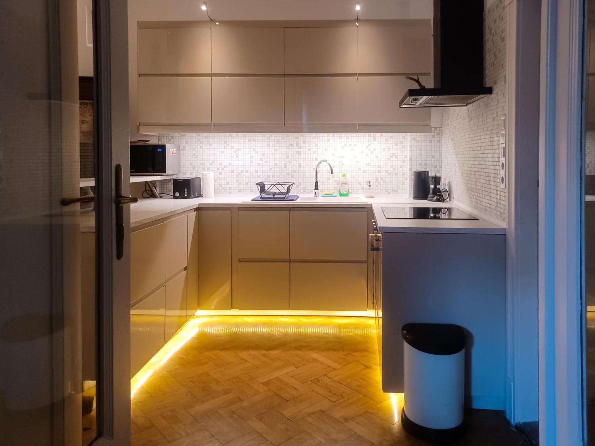 Parkside Large Modern Garden View Apartment Budapest Bagian luar foto